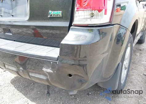 2011 Ford Escape Limited z USA, uszkodzony, nr VIN 1FMCU9EG4BKA49099